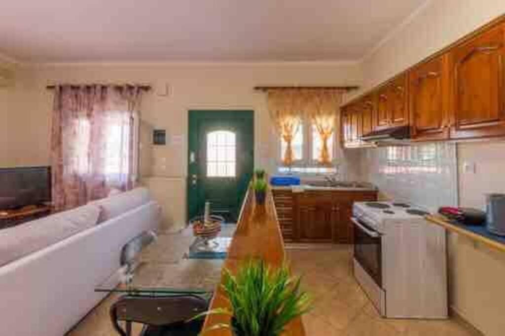 Sofis Private House With Big Garden Apartment Alykes Potamou ภายนอก รูปภาพ